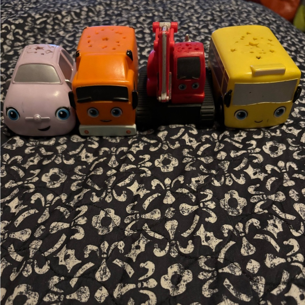 Little Baby Bum Buster the bus musical racers